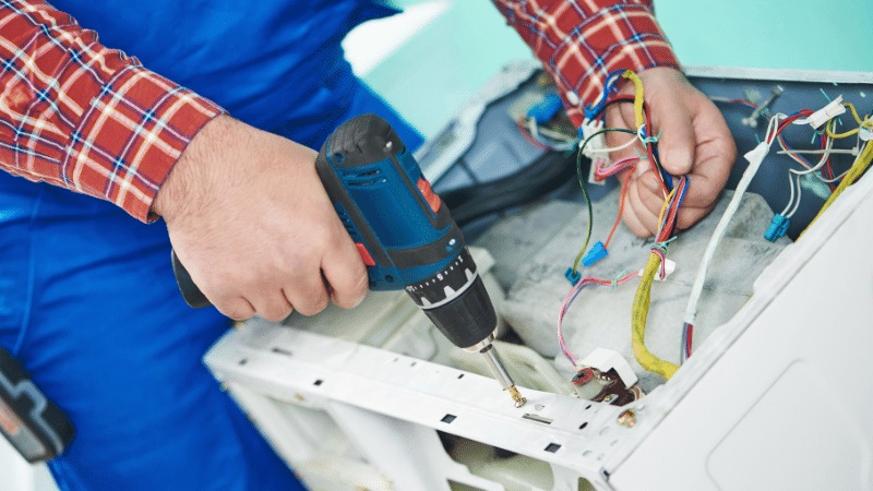 Beyoğlu Viessmann Viessmann çamaşır makinesi kart tamiri – Su almama arızası orijinal parça ile giderildi. - Teknik servis örneği